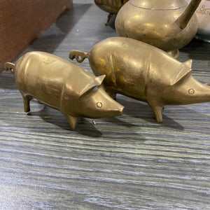 Brass pigs