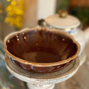 McCoy brown drip scalloped bowl